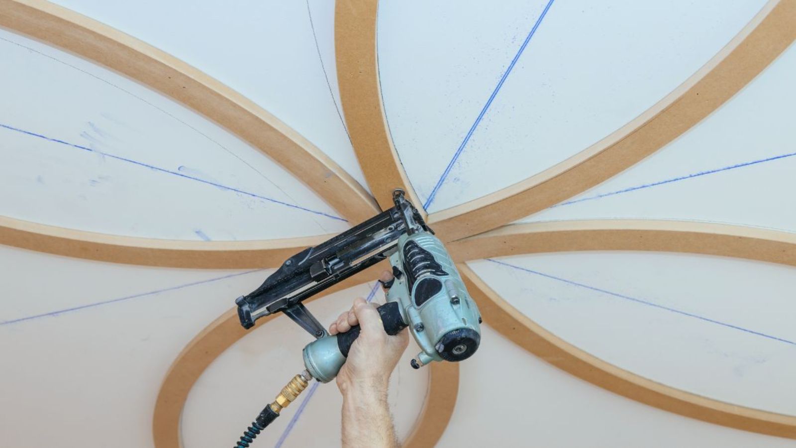 Managing Trim and Hardware Installs Across Multi-Unit Projects